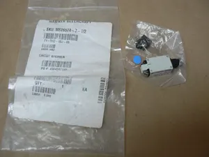 NEW Beechcraft 7 1/2 amp Circuit Breaker P/N MS26574-7-1/2
